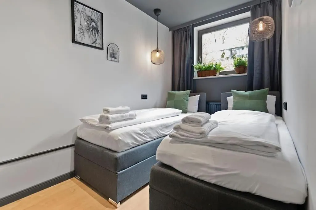 Flatista Homes - Jungle House Munich